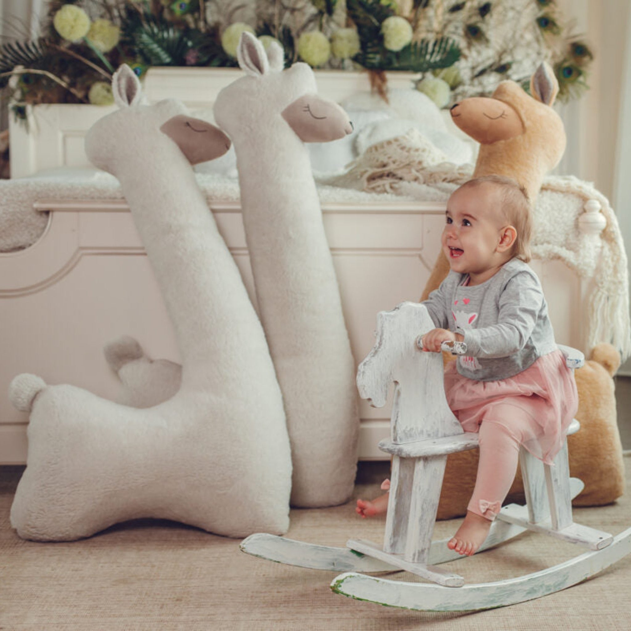 Alpaca Grande — Handcrafted Plush Pillow & Playmate (Beige)