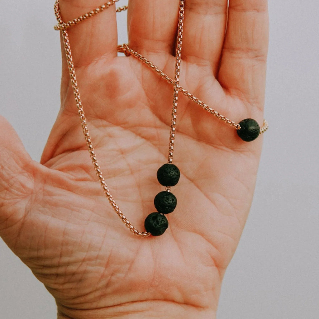 Black Lava Diffuser Jewelry Set – Handcrafted Aromatherapy Necklace & Bracelet (Unisex) - Domus formosa