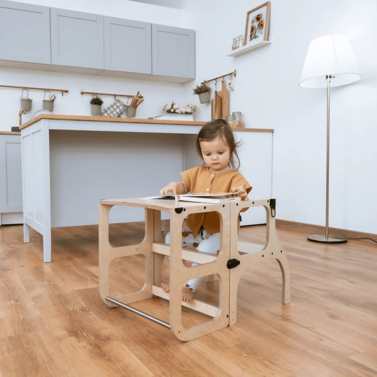 Montessori 2‑in‑1 Helper Tower & Activity Table – Natural Wood, CE‑Certified Learning Furniture - Domus formosa
