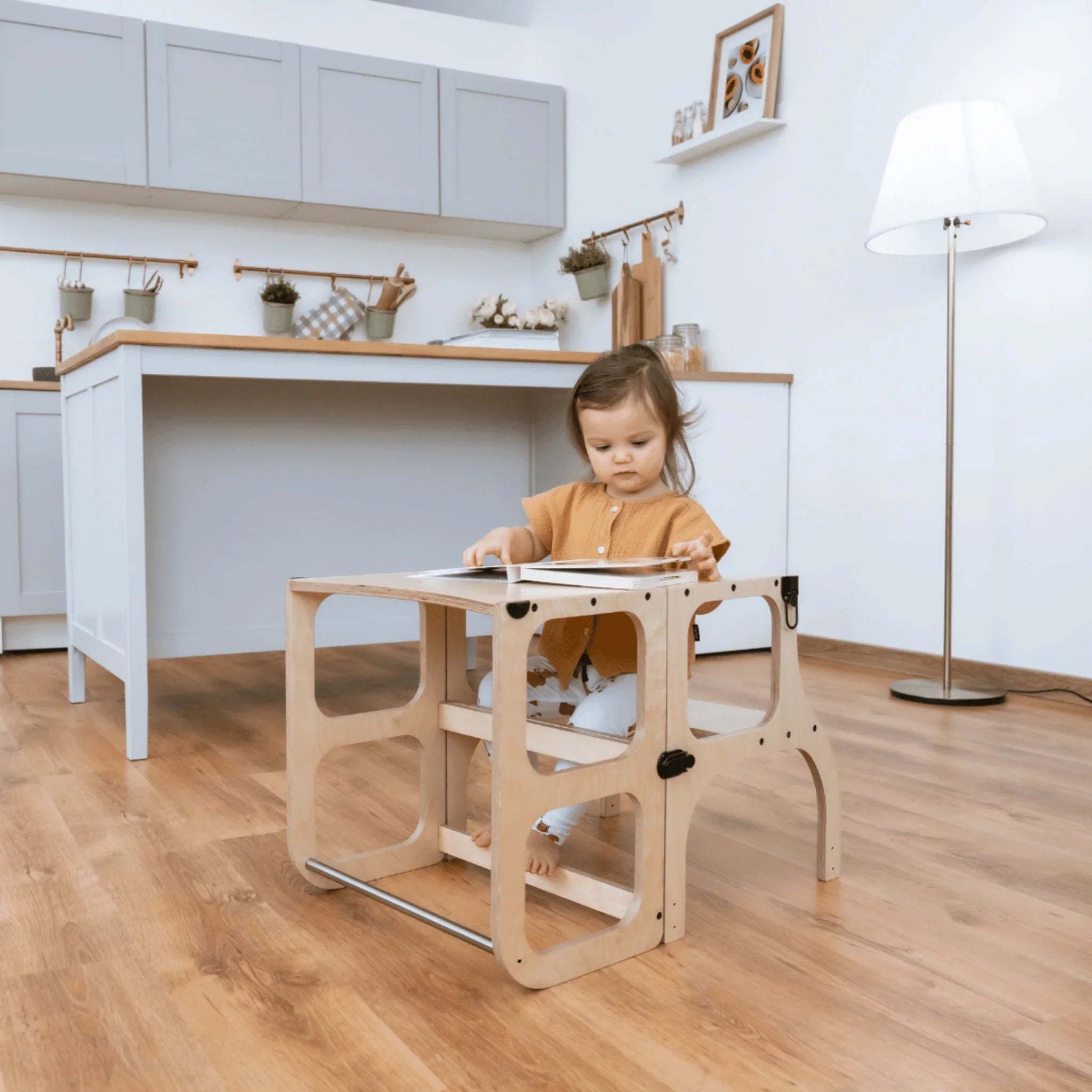 Montessori 2‑in‑1 Helper Tower & Activity Table – Natural Wood, CE‑Certified Learning Furniture - Domus formosa