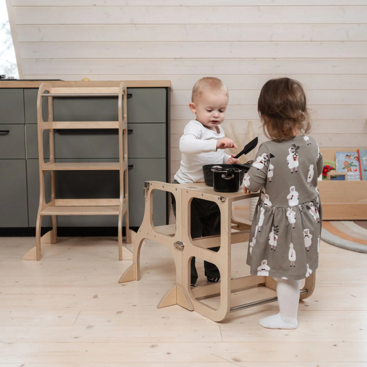 Montessori 2‑in‑1 Helper Tower & Activity Table – Natural Wood, CE‑Certified Learning Furniture - Domus formosa